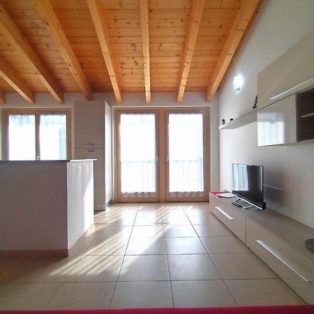 Travedona Loft By Lake Ixihome Zewnętrze zdjęcie