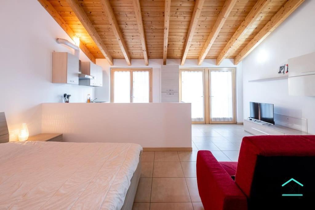 Travedona Loft By Lake Ixihome Zewnętrze zdjęcie